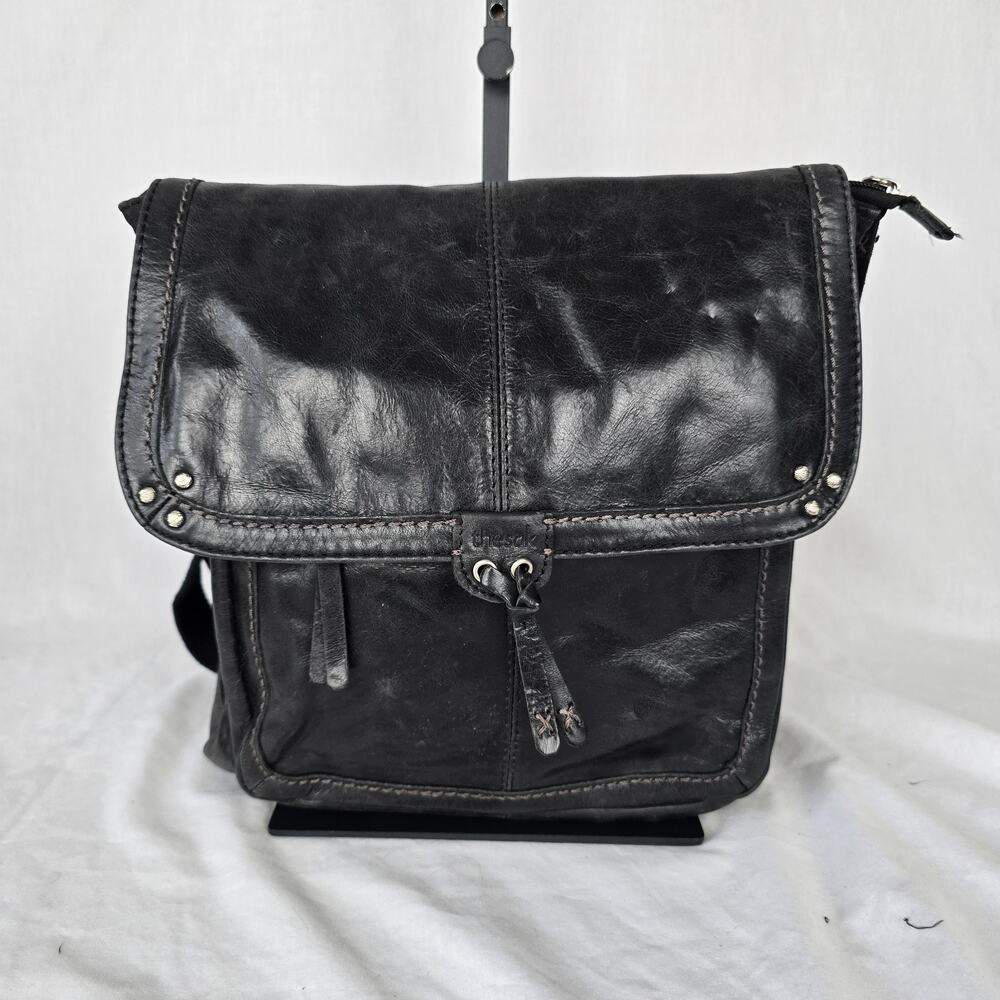 The Sak Aged Leather Shoulder Bag Black Saddle Backback Messenger Multi-Wear